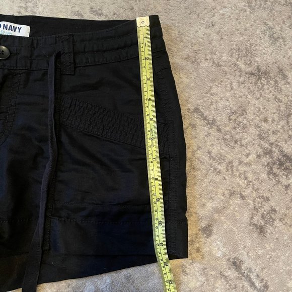 Black Mid-rise Linen-Blend Shorts Old Navy - Picture 9 of 10